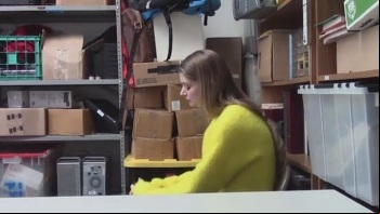 Super Hot Girl Gets Fucked